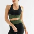 Ensemble de yoga noir deux pièces avec rayures diagonales vert olive et legging taille haute - S / Ensemble Débardeur Vert Clair