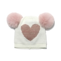 Schattige gebreide kindermuts in crème met roze hartjes en dubbele zachte immitatiebont pompons - 52-54cm / Wit