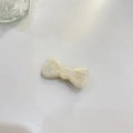 Elegant cream jelly bow hair clip with France Handmade engraving in a minimalist style - Pearlescent White - Thickened Bowknot