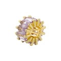 Makroaufnahme von vergoldetem Zylinderschmuck mit lila Zirkon für DIY-Schmuckherstellung - Gold Mit Hellviolettem Zirkonia