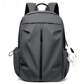 Zaino sportivo grigio scuro minimalista con tasca zip verticale e ciondolo di peluche - 6399 Grigio
