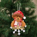Ciondolo orso di Natale con cappello a quadri rossi e scritta dorata Merry Christmas - Orso
