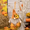 Gnomo di peluche autunnale con cappello arancione e girasole per la festa del raccolto - Ciondolo Gnomo con Cappello in Maglia per il Ringraziamento Modello Uomo