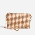 Women's straw crossbody bag with brown checkerboard pattern and gold chain strap - Brown with Chain