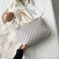 Quilted gray shoulder bag with golden chain strap and pearl crown detail - Gray