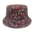 Détail du chapeau bob à motif floral rouge et rose sur tissu résistant foncé - M (56-58cm) / Noir à Petites Fleurs