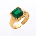 Verstellbarer vergoldeter Ring mit gedrehtem Band und grünem Zirkonia-Stein - Gold + Grün
