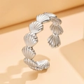 Silver shell scallop open ring in stainless steel with a minimalist beach vacation aesthetic - J03334 / Silver