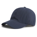 Détail de la casquette de baseball bleu marine avec perforations laser respirantes - Bleu marine