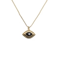 Nahaufnahme der vergoldeten Evil-Eye-Halskette mit Emaille-Anhänger in Weiß und Schwarz - Klassischer Böser Blick / Gold