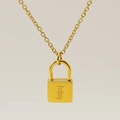 Collier avec pendentif cadenas doré gravé de la lettre gothique f sur une chaîne fine - Style Lettre F