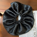 Coletero de satén negro de gran tamaño con textura de seda suave y elástico grueso - Negro
