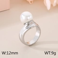 Anillo moderno de titanio chapado en oro 18K con gran perla blanca de 12 mm en plata - US 6 / Color Acero (KR111277-GC)