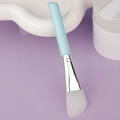 Silicone face mask brush with sky blue handle and flat applicator head for SPA mud masks - Slanted Tail Style G / Blue