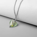Collana vintage chic con ciondolo a cuore in vetro verde chiaro e foglia d'oro - Acciaio-Verde Chiaro