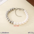 Bracciale regolabile in acciaio inossidabile con perle di metallo e perle di vetro bianche - Stile Giuntato Perla d'Acciaio e Perla di Vetro / Colore Acciaio (KB207002-Z)