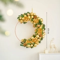 Ghirlanda natalizia a mezzaluna 60cm con palline dorate, rose e pigne naturali - Ghirlanda Natalizia a Mezzaluna d'Oro [Media] / 60CM