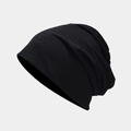 Primer plano detallado que muestra la fina textura de punto y la tela suave de este gorro negro - M(56-58cm) / Negro