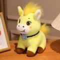 Niedliches gelbes Pony Plüschtier Schlüsselanhänger mit blauer Blume und weichem Fell - Zitronengelb / 18cm