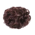 Dunkelbraunes und weinrotes Haarteil als unordentlicher Dutt mit flauschigen Locken - Dunkelbraun