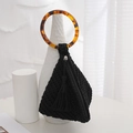 Pochette triangulaire en crochet noir avec poignée en résine ambre et longues franges - Noir