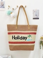 Detalle del bolso tote de paja caqui con bordado Holiday negro y diseño de palmera - Café Con Bordado