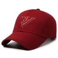 Klassische tiefrote Baseballkappe mit goldener WV 3D-Stickerei und Baumwolltwill-Stoff - Rot