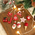 Set di ornamenti natalizi in feltro di lana e legno con Babbo Natale e una renna - Tipo A Set di ornamenti in legno rossi