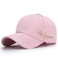 Rosa Baseballkappe für Damen mit goldener Hello Gorgeous Stickerei und Strukturstoff - Verstellbar / Rosa (Goldene Stickerei)