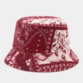 Dettaglio cappello a secchiello vintage in cotone con stampa floreale e cuciture curate - Motivo Artistico Rosso Scuro e Crema (Colore n. 14)