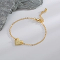 Bracelet chaîne en or avec pendentif en forme de cœur et gravure de la lettre Z - Lettre Z