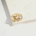Gothische open zeester ring met groot rechthoekig kristal op witte steen - Zeester Witte Zirconia (ES2757-3)
