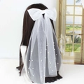 Elegante pasador de lazo de malla blanca con perlas para peinado de novia - Estilo de Malla con Perlas Blancas