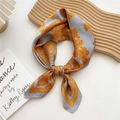 Elegant grey square silk scarf with golden baroque floral patterns in a knotted style - 70cm / Grey Baroque Rope