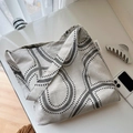 Borsa tote in cotone e lino con motivo geometrico nero e ampia tracolla regolabile - Borsa a Spalla Sottobraccio Grande con Motivo a Puntini Curvi