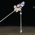 Chinesische Haarspinne aus Gold mit lila Blumen und Schmetterling-Quastenanhänger - Rosa-Lila Blumen Schmetterling Quaste Stil (0179)