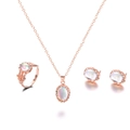 Roségold-Schmuckset mit ovalem Opal-Anhänger, Ring und Ohrsteckern im Vintage-Stil - Roségold/Phantomweiß