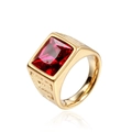 Vintage Herrenring aus Gold-Edelstahl mit einem quadratisch geschliffenen roten Edelstein - US 7 / Gold Roter Edelstein