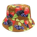 Détail du motif fraise et baie sur le tissu marron du chapeau bob de soleil - M (56-58cm) / Jaune Terre