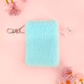 Mini A7 lichtblauwe pluche pocketnotitieboek met sleutelhanger op roze decor - A7 Mini / Blauw