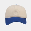 Primer plano de gorra de béisbol de algodón bicolor beige y marino con costuras finas - Ajustable / Beige y Ala Azul