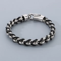 Geflochtenes Herrenarmband aus schwarzem Leder mit gravierten Edelstahlgliedern - Silber Meander Stil (KB68867-BD)
