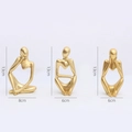 Set di 3 sculture di pensatore dorate nordiche con dimensioni per arredo ufficio - Set di Mini Figurine / Oro