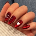 Unghie finte cat-eye rosse magnetiche con decorazioni a cuore bianco e forma ovale - Stile Ovale Appuntito Cuore Rosso Cat Eye (2XB1-13747)