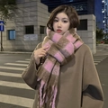 Pink and brown checkered oversized scarf with long fringe tassels for winter warmth - 230*35cm / 40203-Pink Plaid