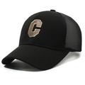 Schwarze Mesh-Trucker-Kappe mit besticktem Buchstaben C, atmungsaktive Baseball-Cap für Sommer - Verstellbar / Schwarz mit Goldstickerei