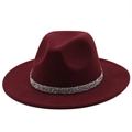 Dettaglio cappello fedora in lana bordeaux con fascia scintillante di paillettes argento - M(56-58cm) / Borgogna