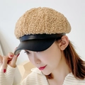 Casquette en polaire beige avec visière en cuir noir pour l'automne et l'hiver - Marron avec bord en cuir