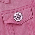 Pink horror movie lover badge with Cute Girls Watch Slasher Movies text on jacket - Cute Girls Watch Slasher Movies (XZ8905)