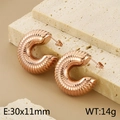 Pendientes de aro en espiral con forma de C en oro rosa de 30x11mm de tamaño - Oro rosa